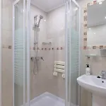 Sunny One Bedroom