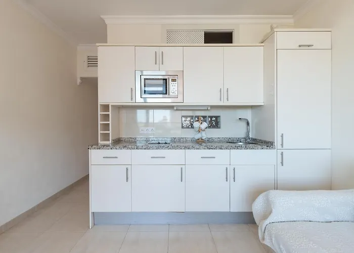 Sunny One Bedroom * Fuengirola