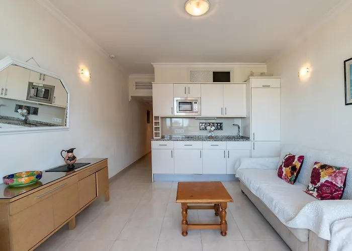 Sunny One Bedroom Daire *